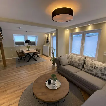 Strandhaus - Backbord *